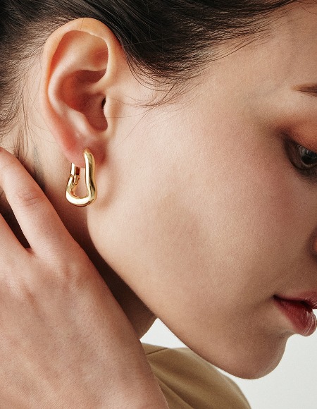 classy one touch earrings